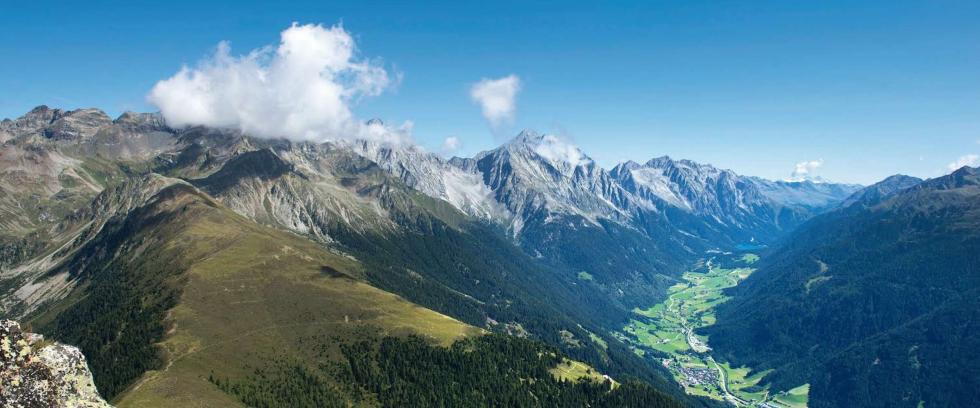 Lorem ipsum dolor sit amet Lorem ipsum dolor sit amet